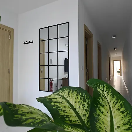 Appartement The Exchange - Designer In With Side Sea View, 300 Metres Away From *