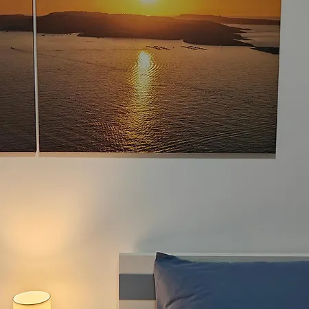 The Exchange - Designer In With Side Sea View, 300 Metres Away From Appartement St. Paul's Bay