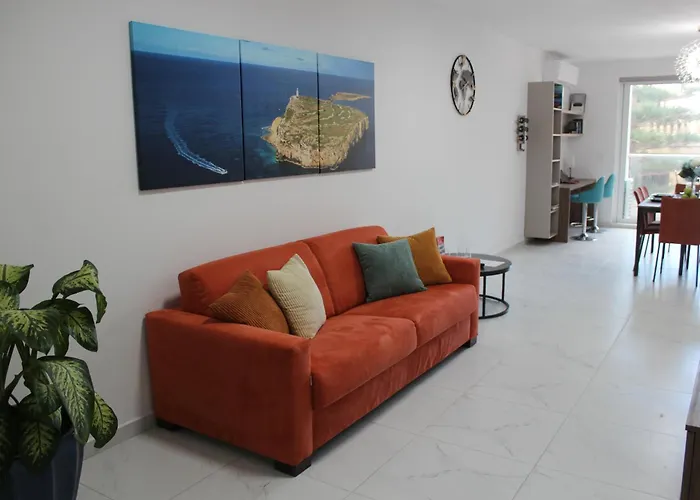 The Exchange - Designer In With Side Sea View, 300 Metres Away From Apartamento *