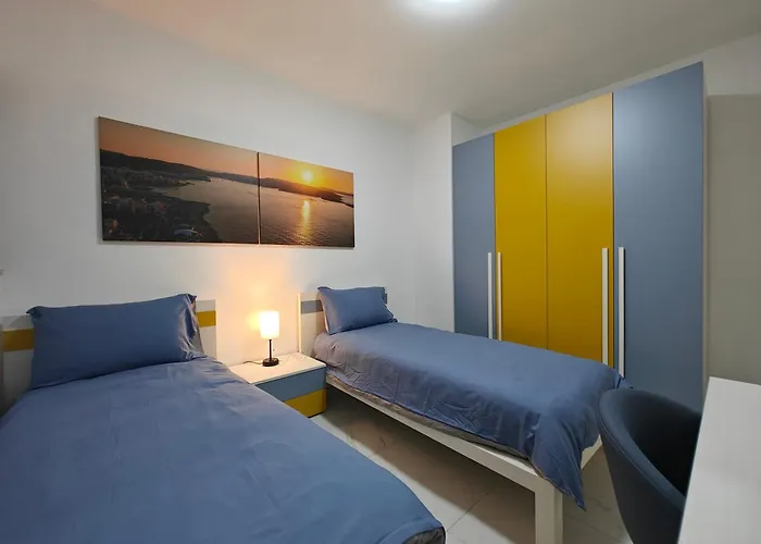 The Exchange - Designer In With Side Sea View, 300 Metres Away From Apartamento