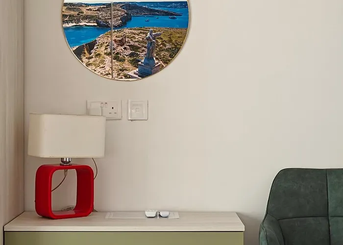 The Exchange - Designer In With Side Sea View, 300 Metres Away From Apartamento