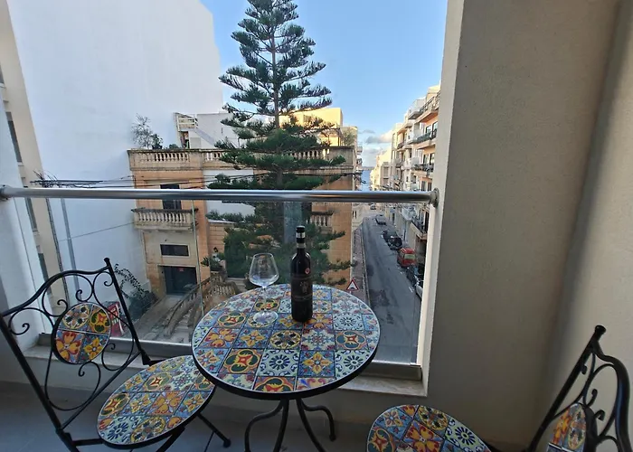 The Exchange - Designer In With Side Sea View, 300 Metres Away From * San Pawl il-Baħar