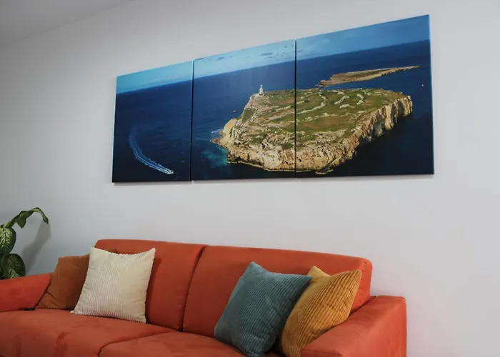 Lejlighed The Exchange - Designer In With Side Sea View, 300 Metres Away From *