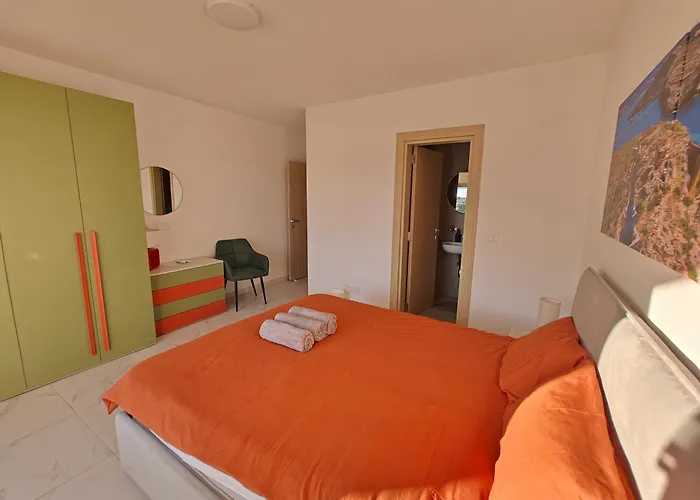 The Exchange - Designer In With Side Sea View, 300 Metres Away From Lejlighed